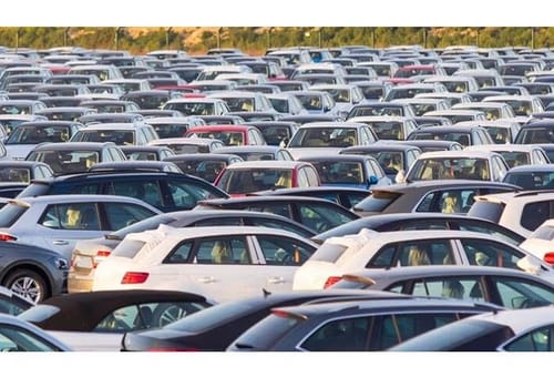 SIAM Looking Ahead Conclave sees PV sales growing 1-4% in FY26