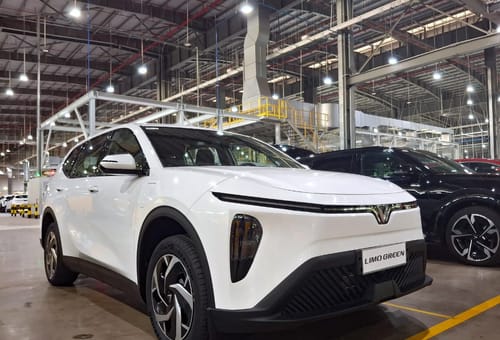 VinFast to launch Limo Green in February