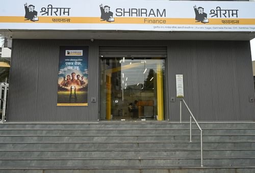 Shriram Finance Drives India's EV Growth with ₹5,000 Cr Green Loan Plan