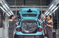 The new plant is expected to create about 6,000 direct jobs in the first phase and to 15,000 people in the future.