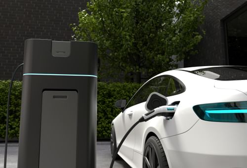 The Role of Artificial Intelligence in Optimizing Electric Vehicle Performance