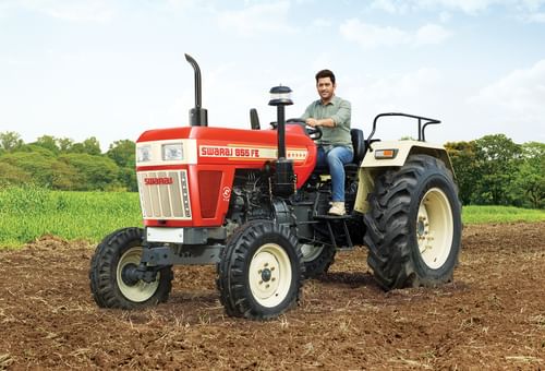 MS Dhoni Continues as Brand Endorser for Swaraj Tractors