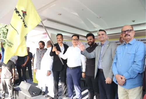 JK Tyre-Constitution Club Car Rally Promotes Road Safety in New Delhi